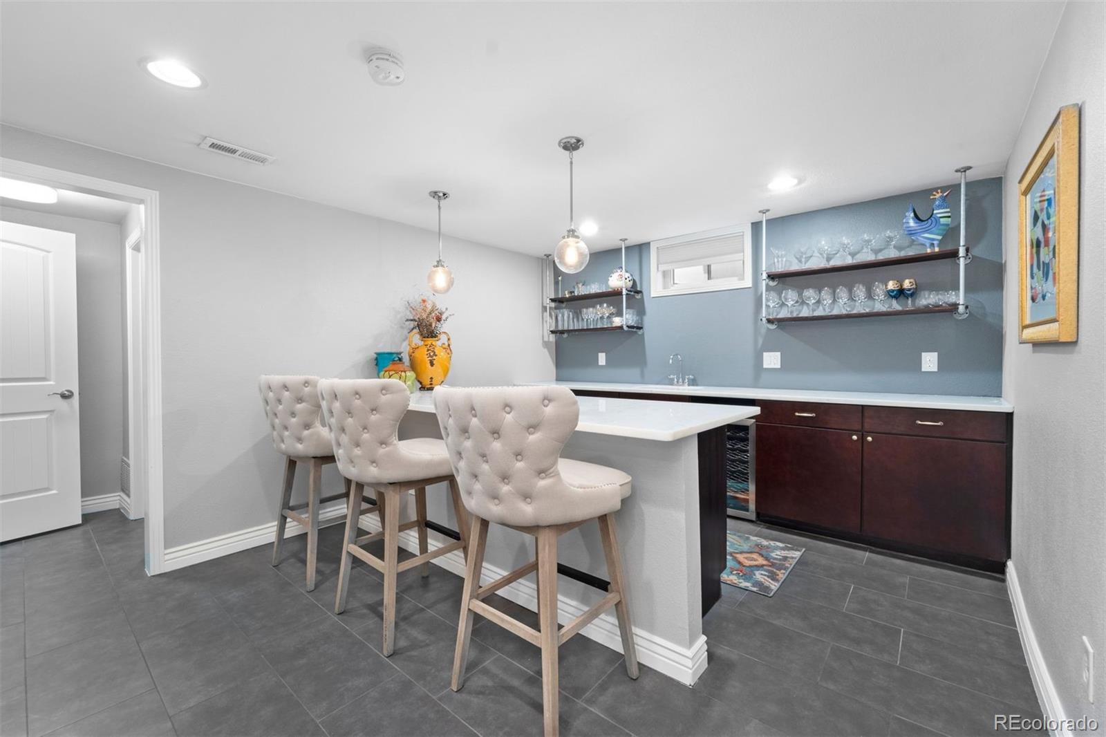 2350 E Flora Place