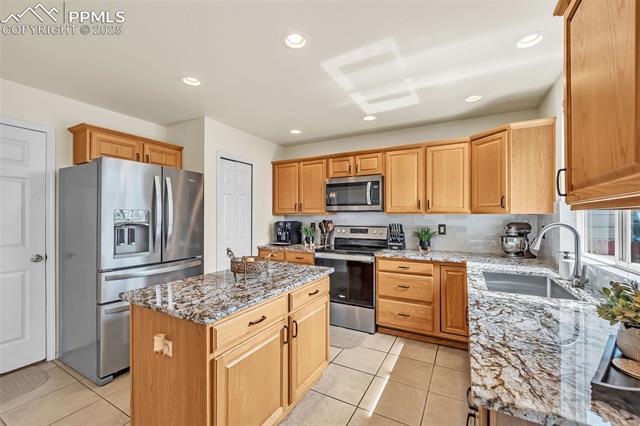 775 Riverview Lane