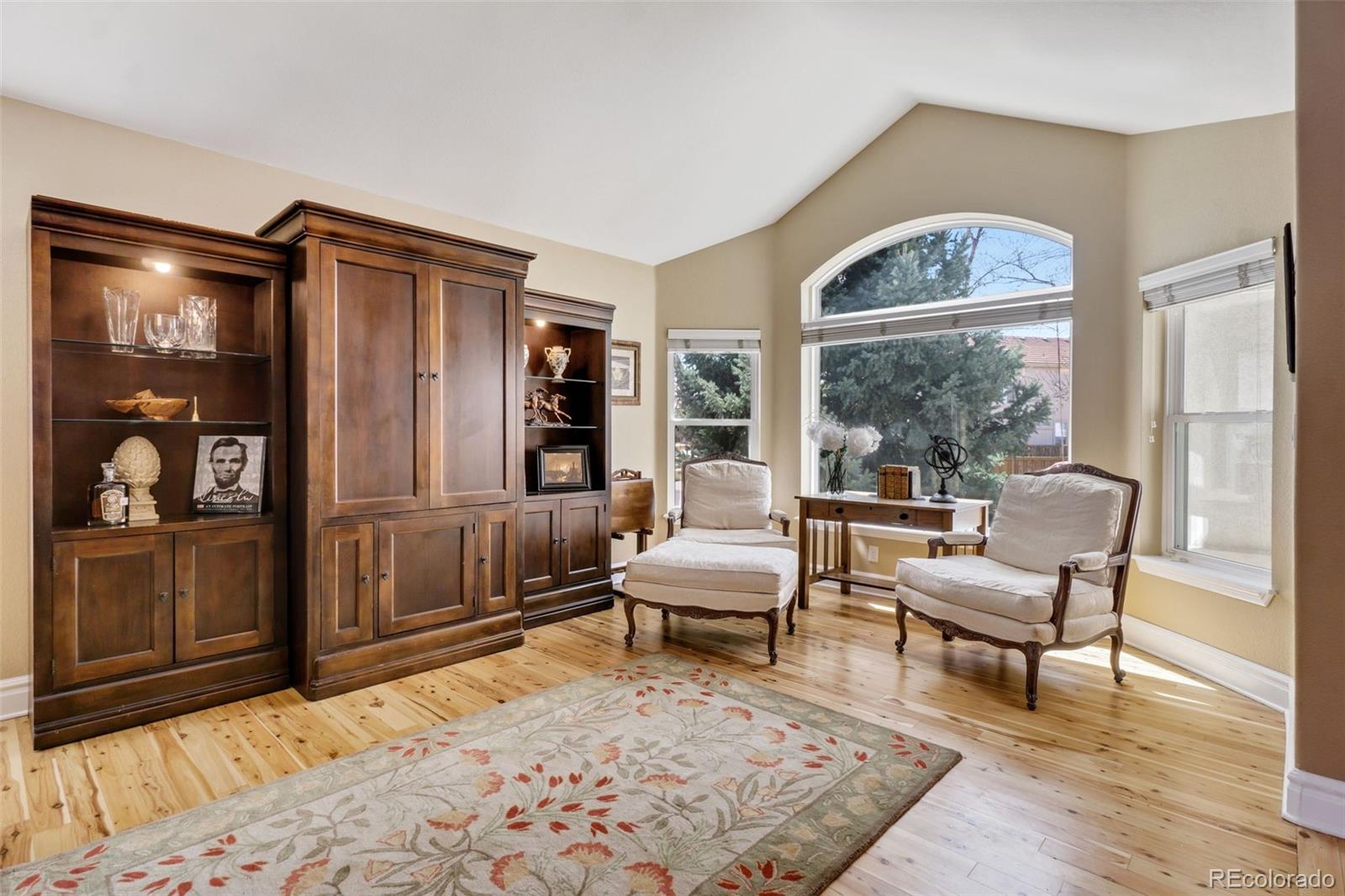 5757 W Long Place