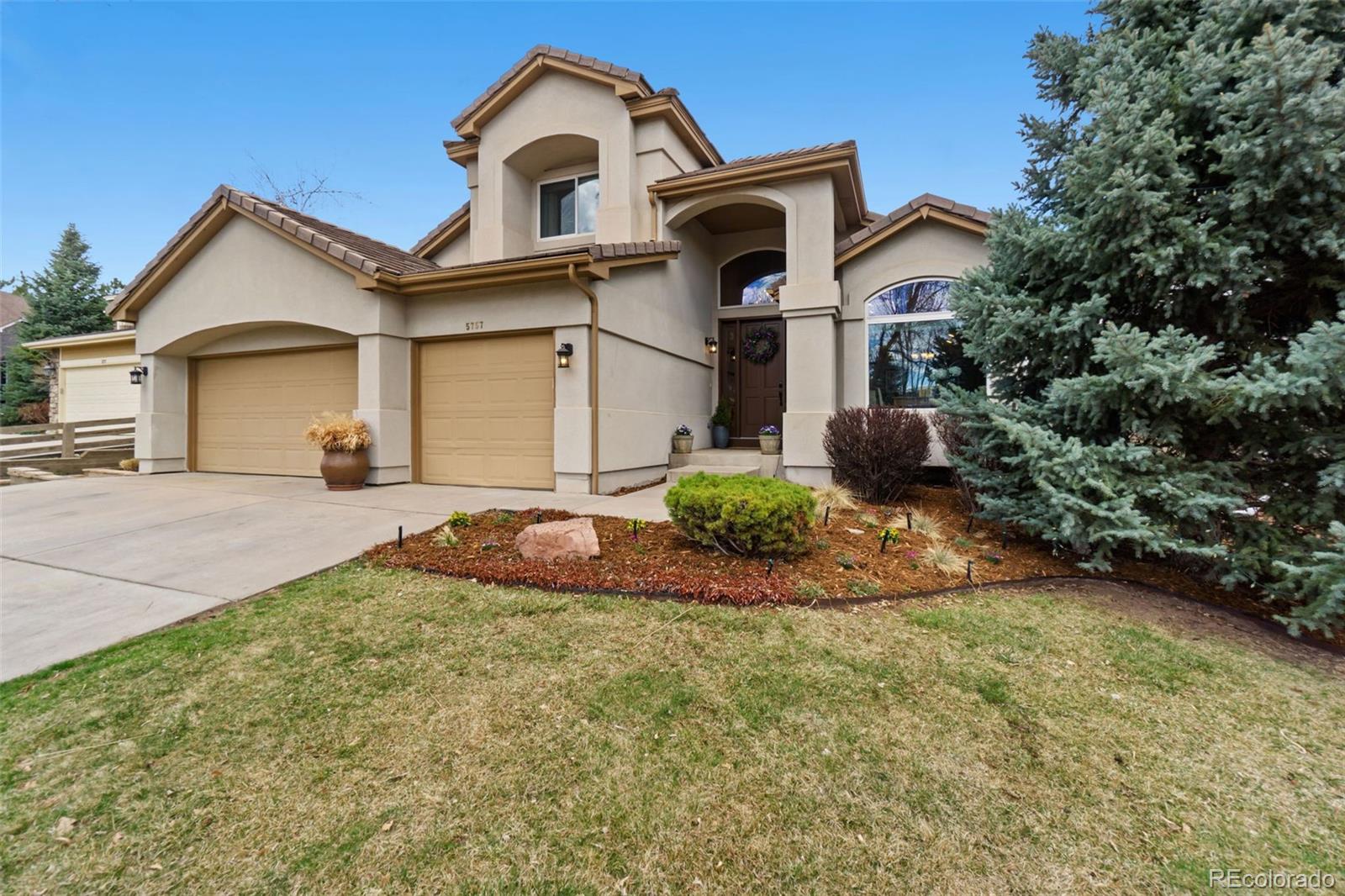 5757 W Long Place