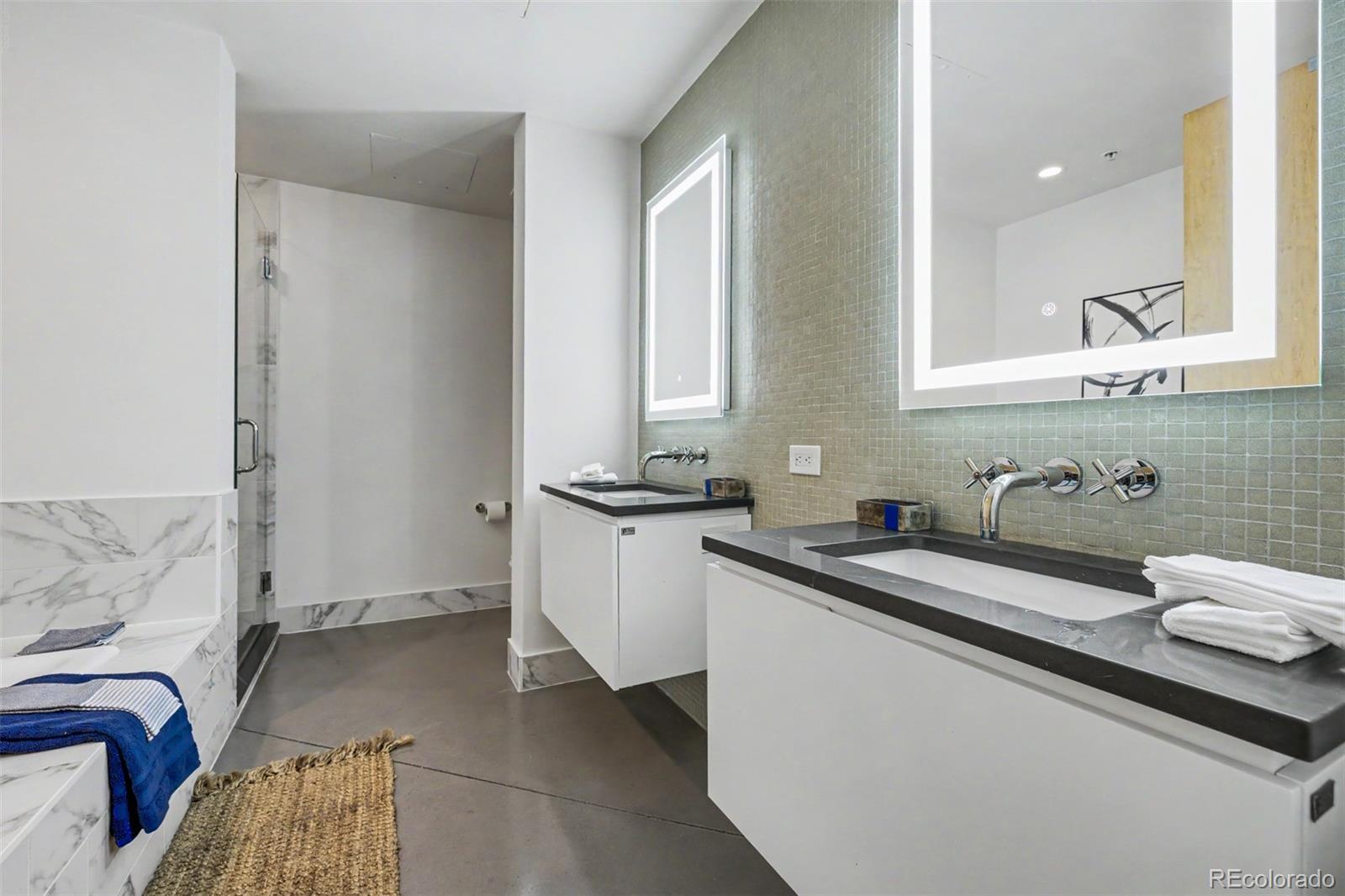 2100 16th Street Unit: 302