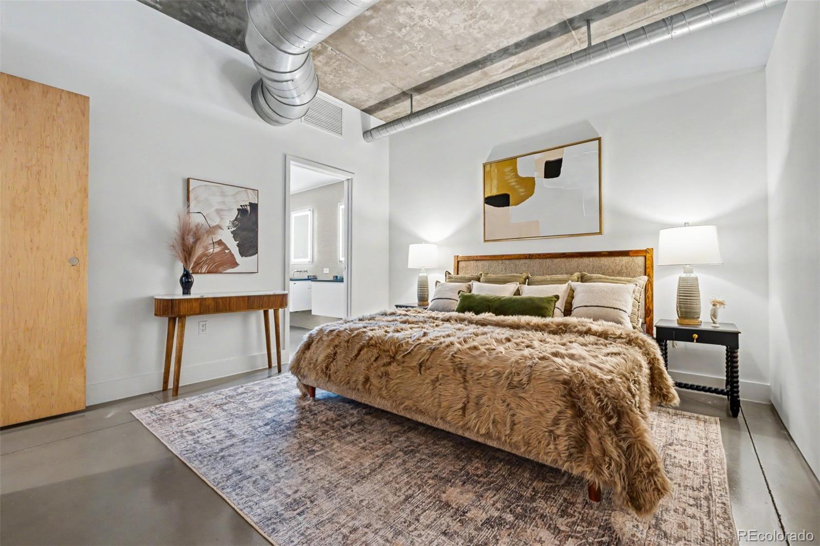 2100 16th Street Unit: 302