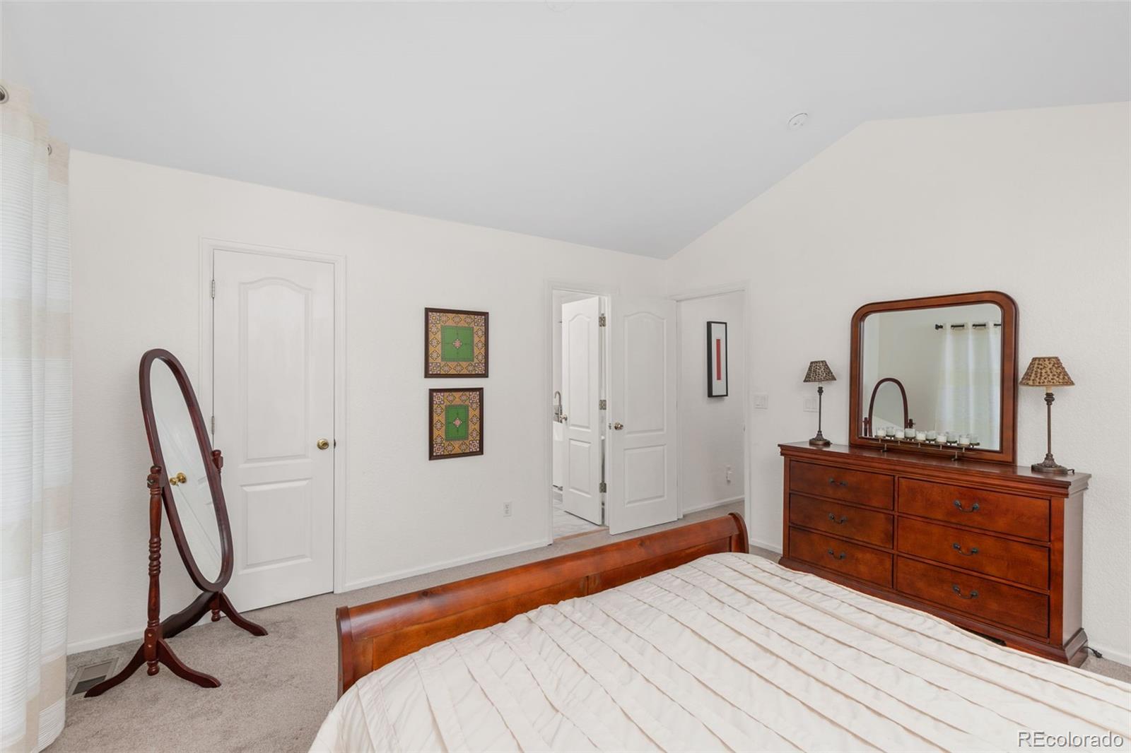 2217 Grayden Court