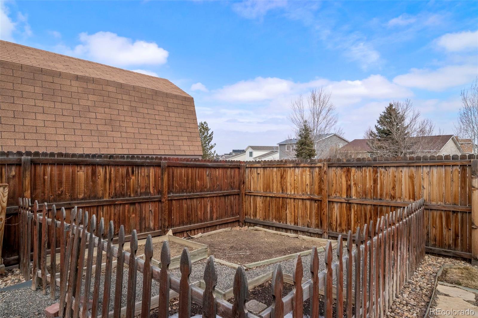 9869 Fairwood Street