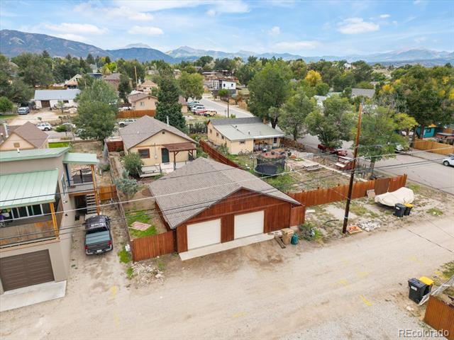 734 W 2nd Street