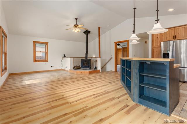 734 W 2nd Street