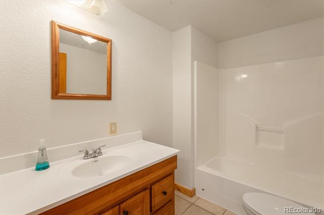 734 W 2nd Street