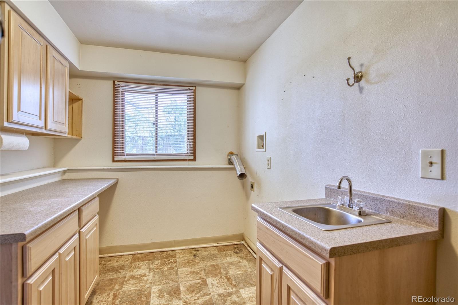 7216 Timothy Place