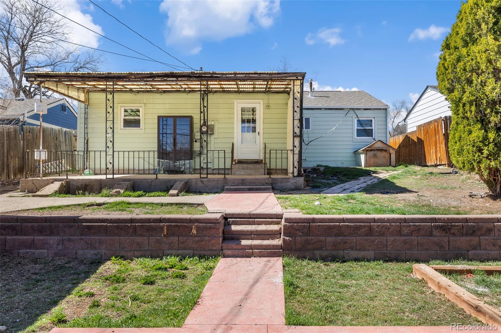 258 S Yates Street