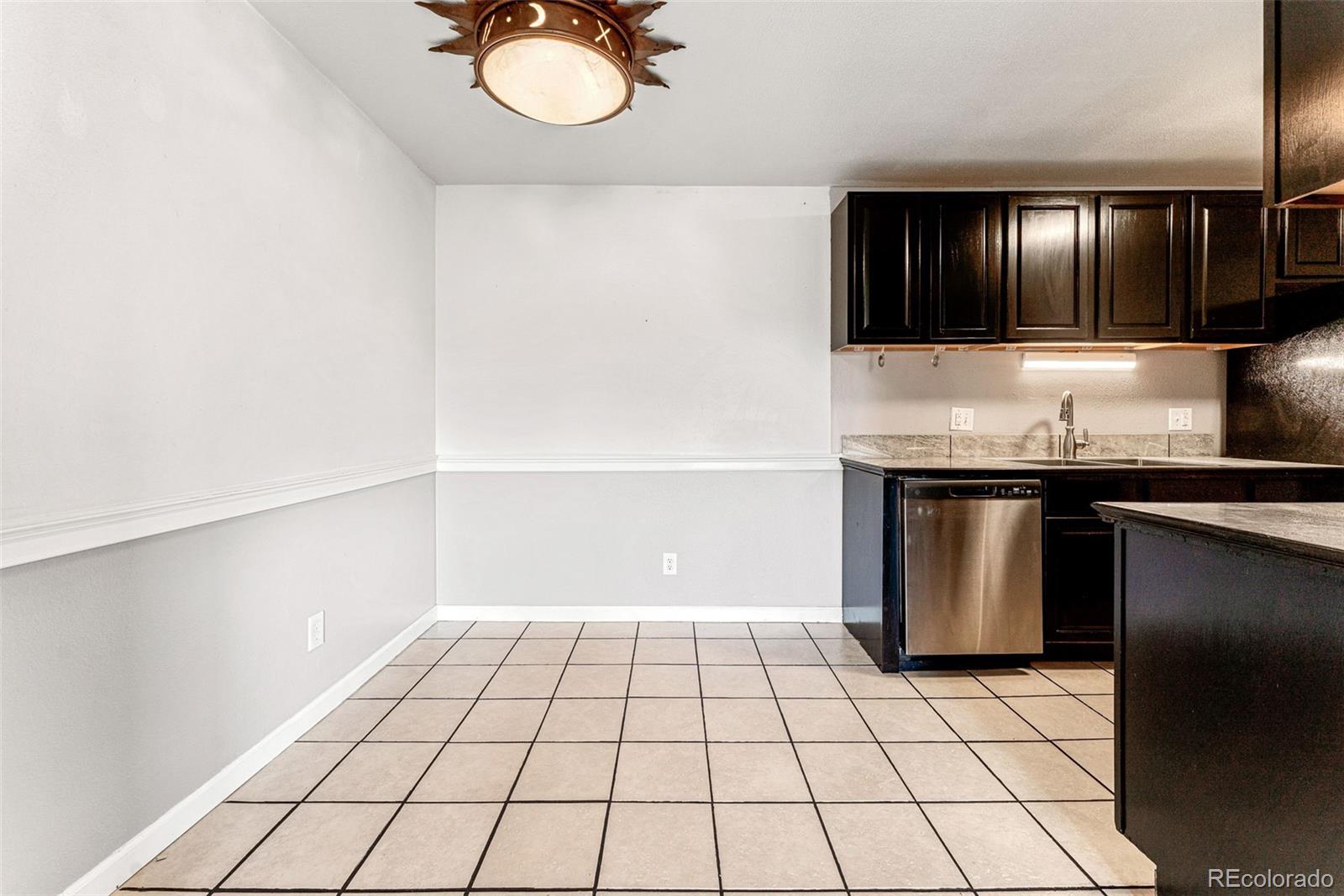 10211 Ura Lane Unit: 4-307