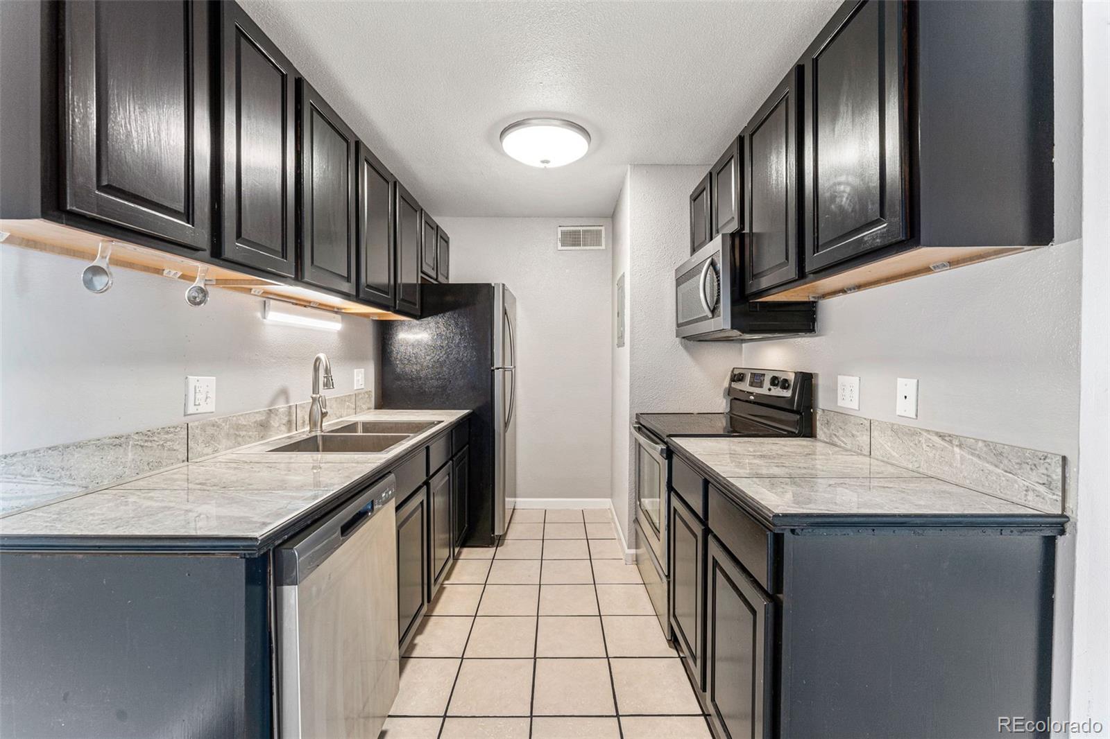 10211 Ura Lane Unit: 4-307