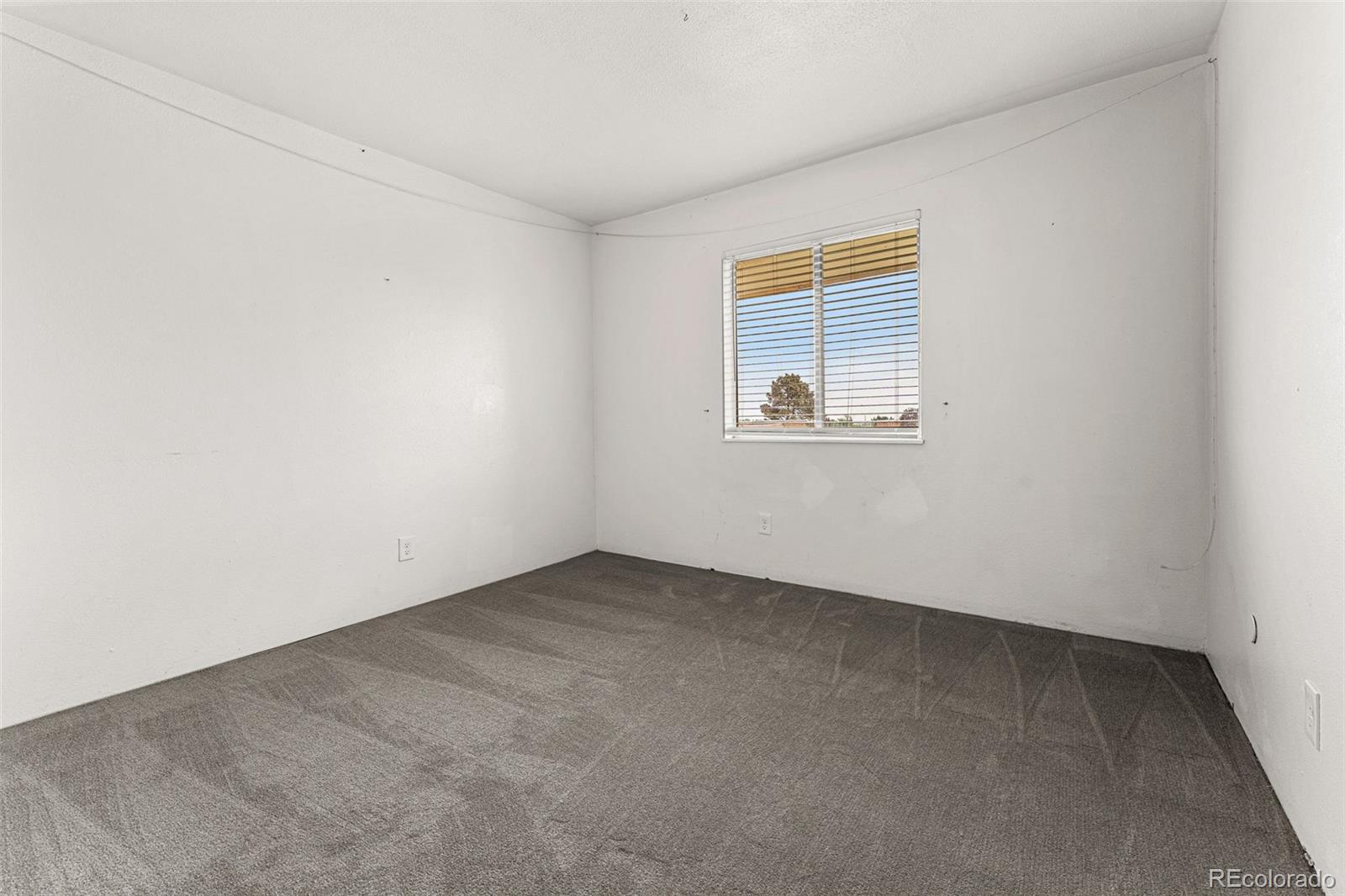 10211 Ura Lane Unit: 4-307