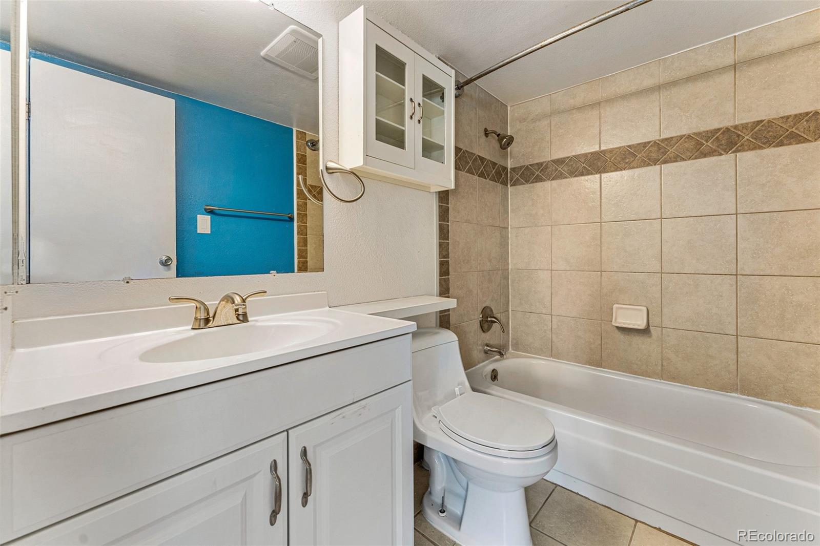 10211 Ura Lane Unit: 4-307