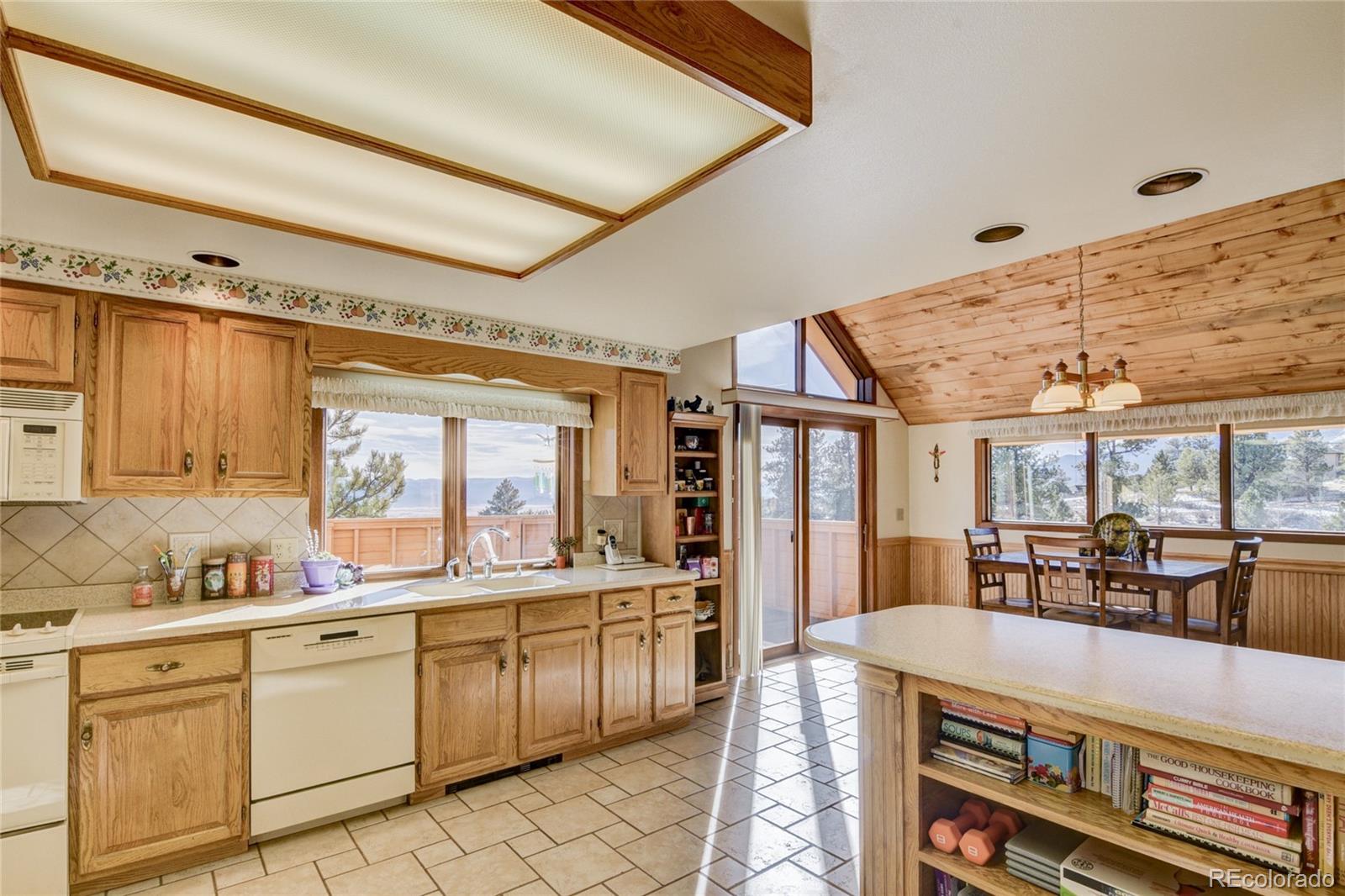 30500 Mountainside Drive