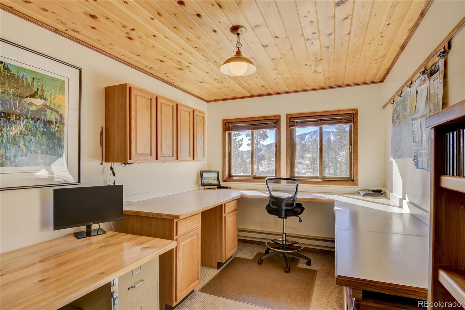 30500 Mountainside Drive