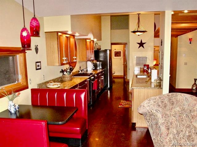 6156 County Road 156