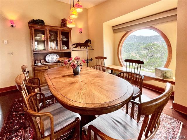 6156 County Road 156
