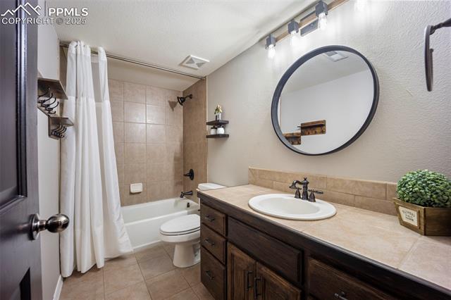 256 Winding Valley Drive