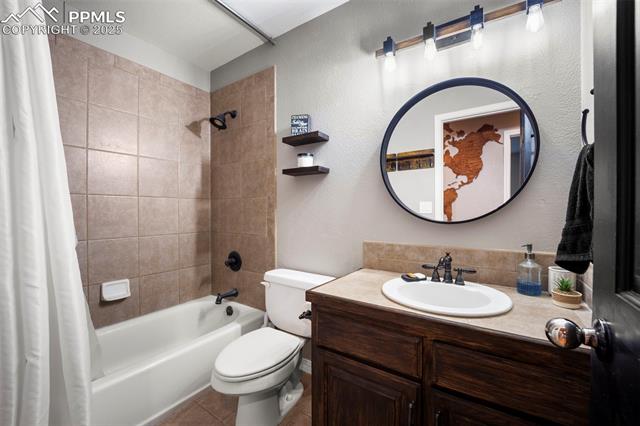 256 Winding Valley Drive