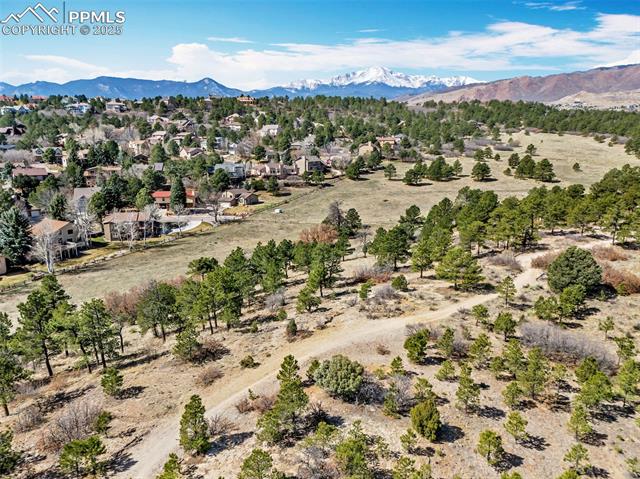 1055 Hunters Ridge Drive