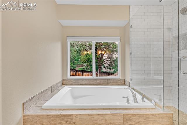 1055 Hunters Ridge Drive