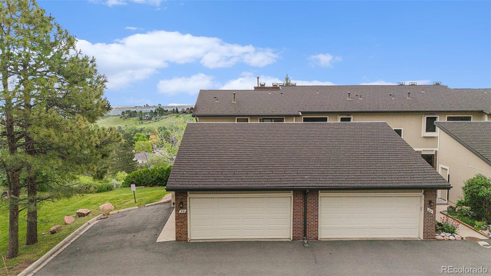 44 S Holman Way