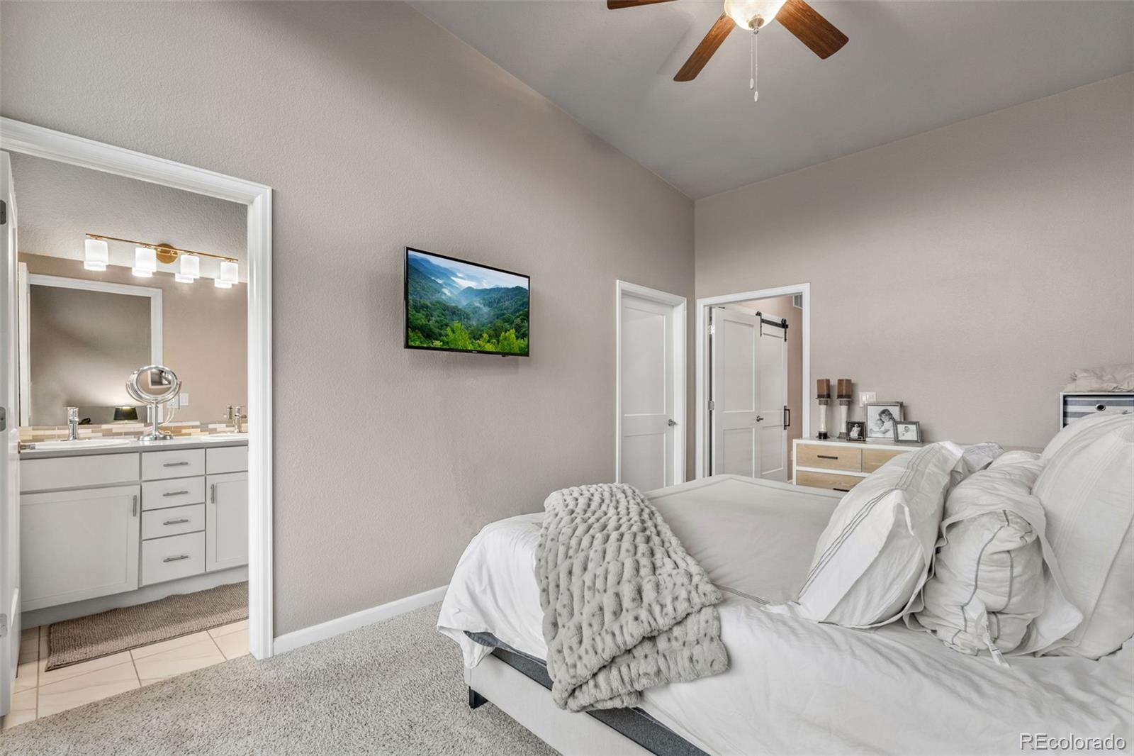 50 Cheyenne Boulevard