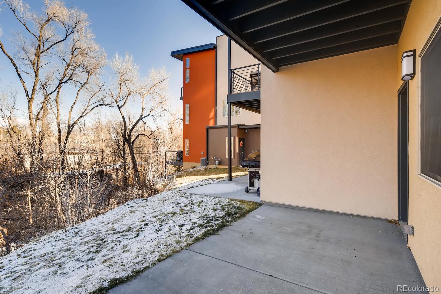 50 Cheyenne Boulevard