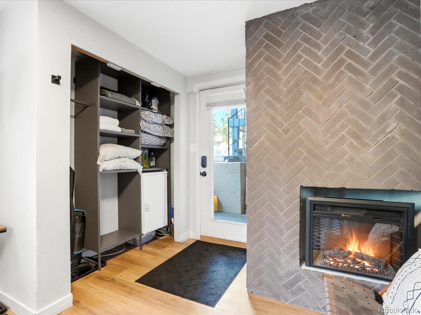 214 N Main Street Unit: 5