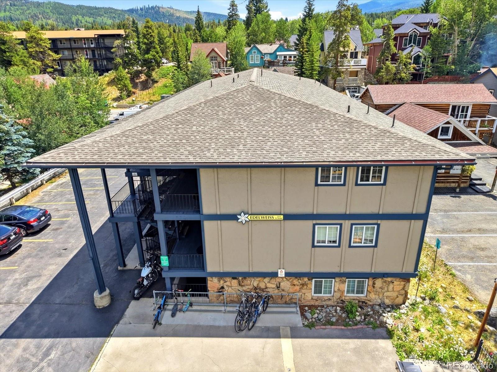 214 N Main Street Unit: 5