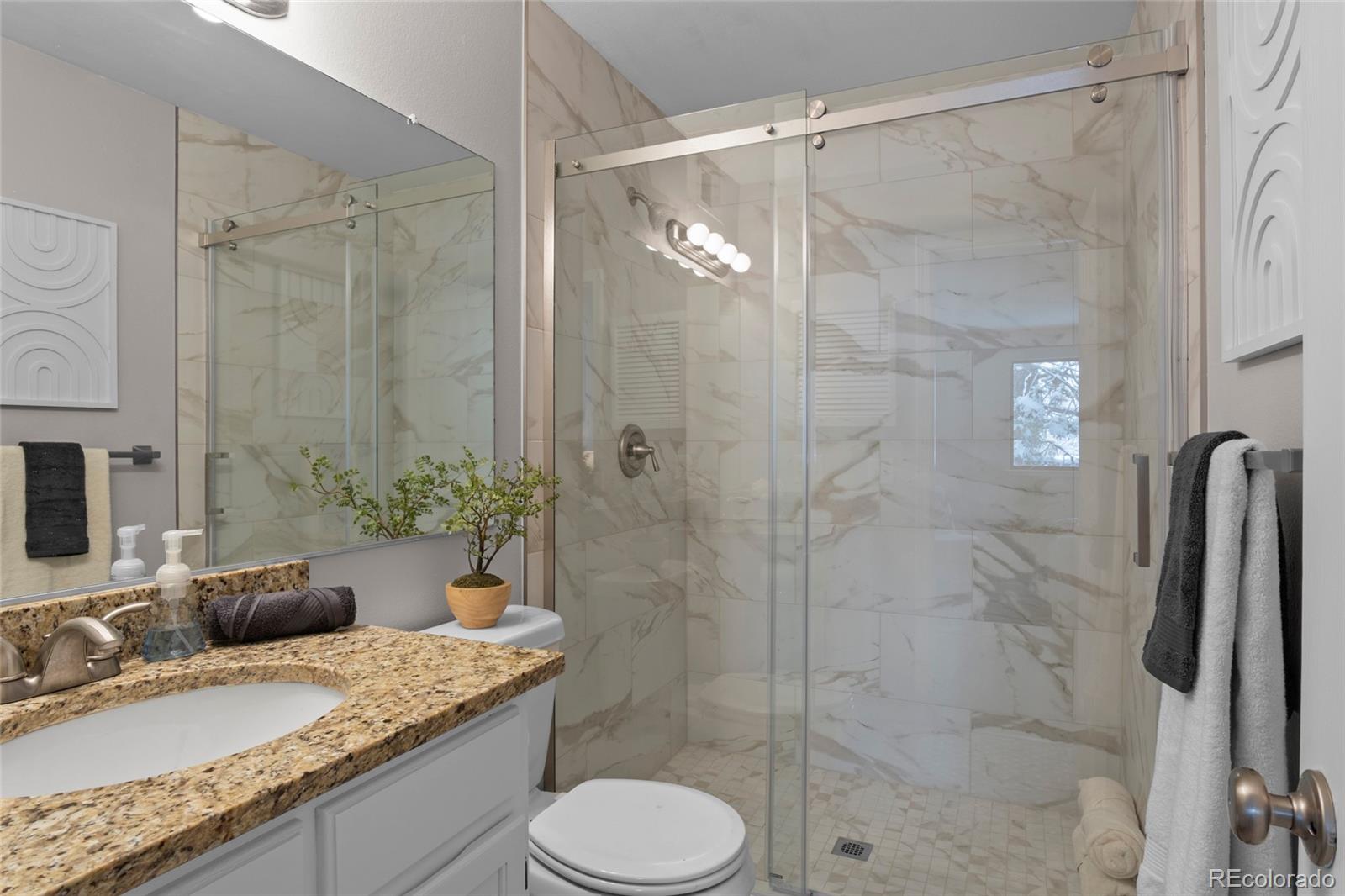 8600 E Alameda Avenue Unit: 206
