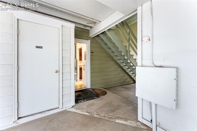 2754 Hearthwood Lane