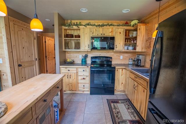 25879 County Road 162e