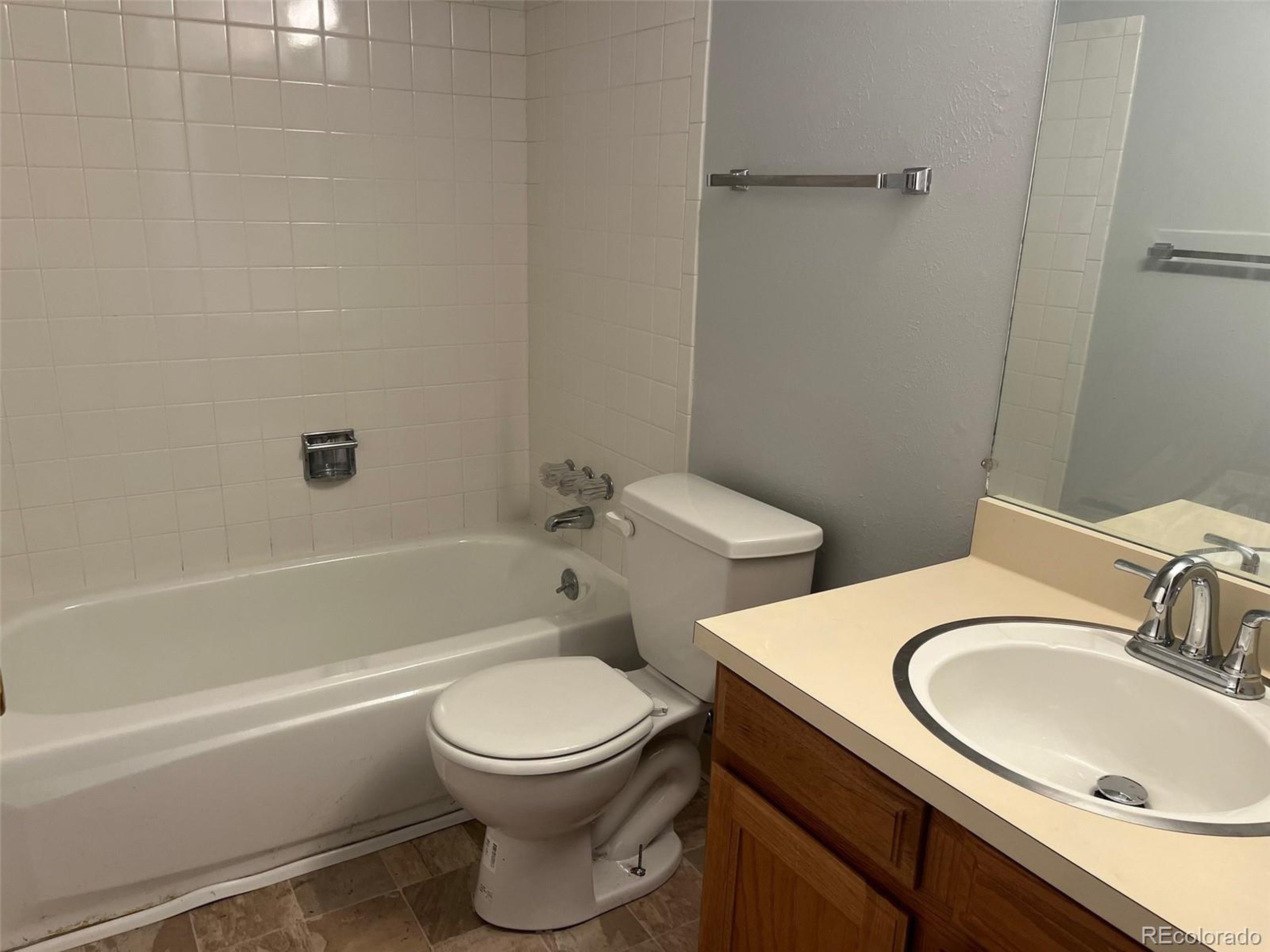 7964 W 90th Ave Unit: 112