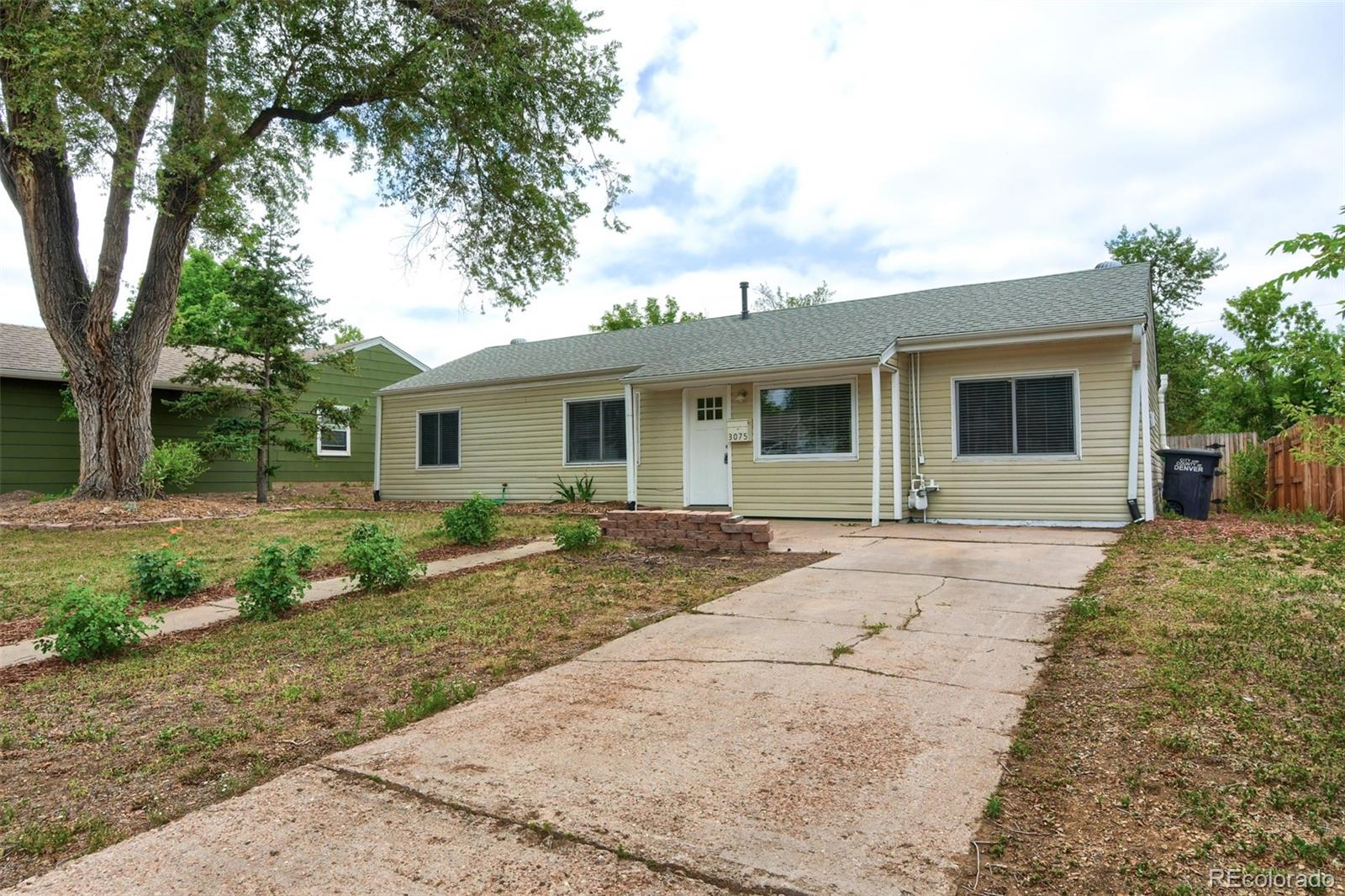 3075 S Grape Way