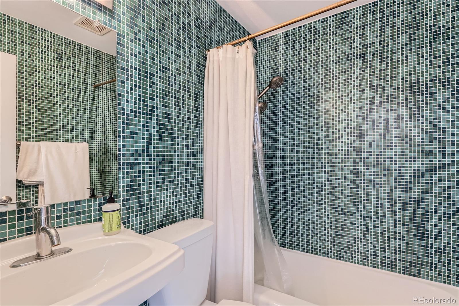 500 E 11th Avenue Unit: 305