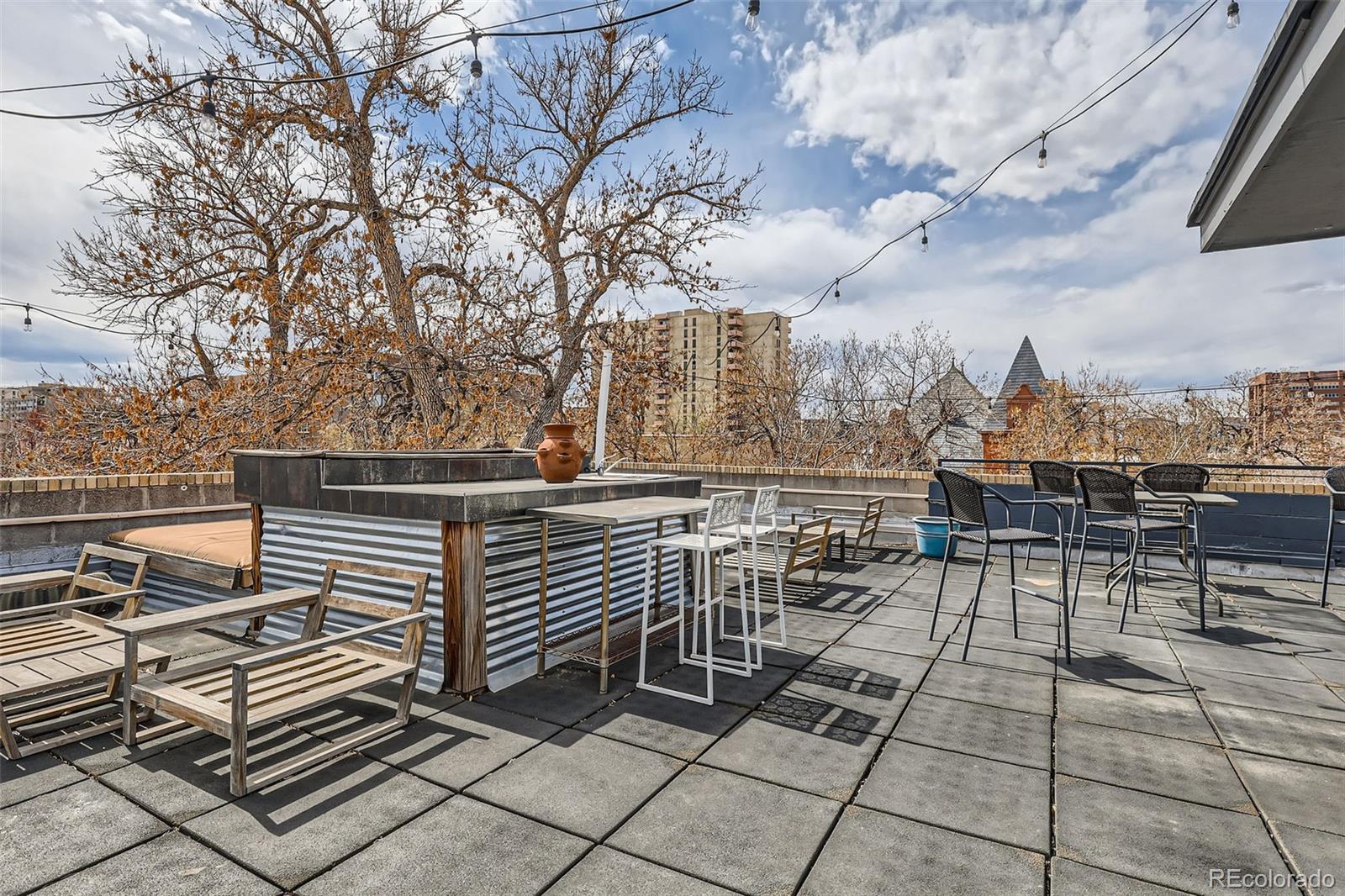 500 E 11th Avenue Unit: 305