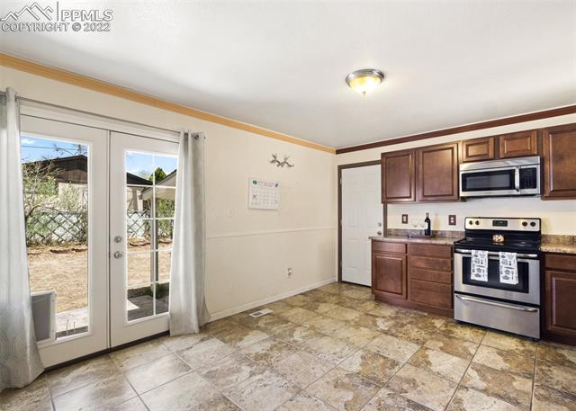 524 Iris Drive