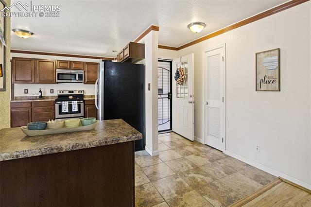 524 Iris Drive