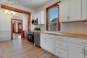 824 E Cache La Poudre Street