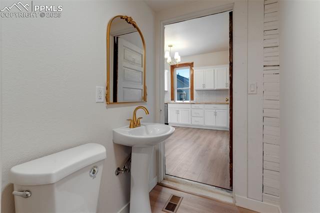 824 E Cache La Poudre Street