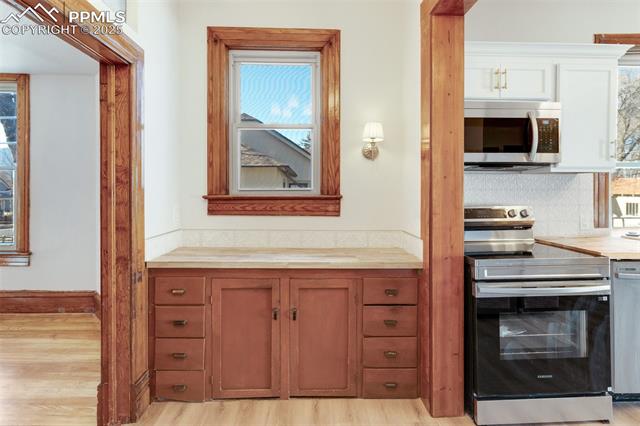 824 E Cache La Poudre Street