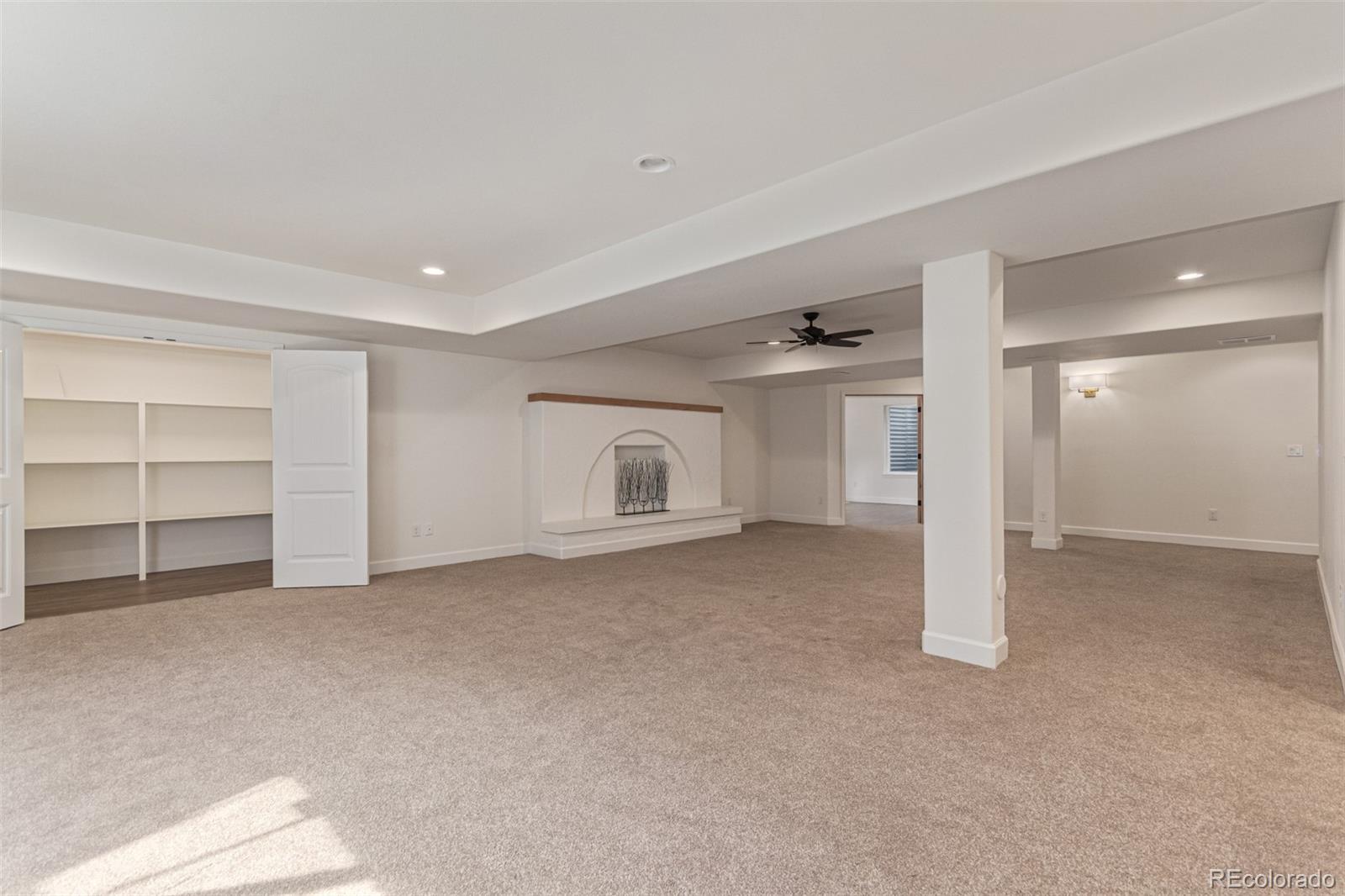 25412 E Quarto Place