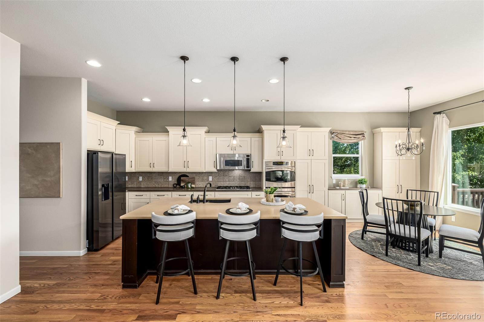 25412 E Quarto Place