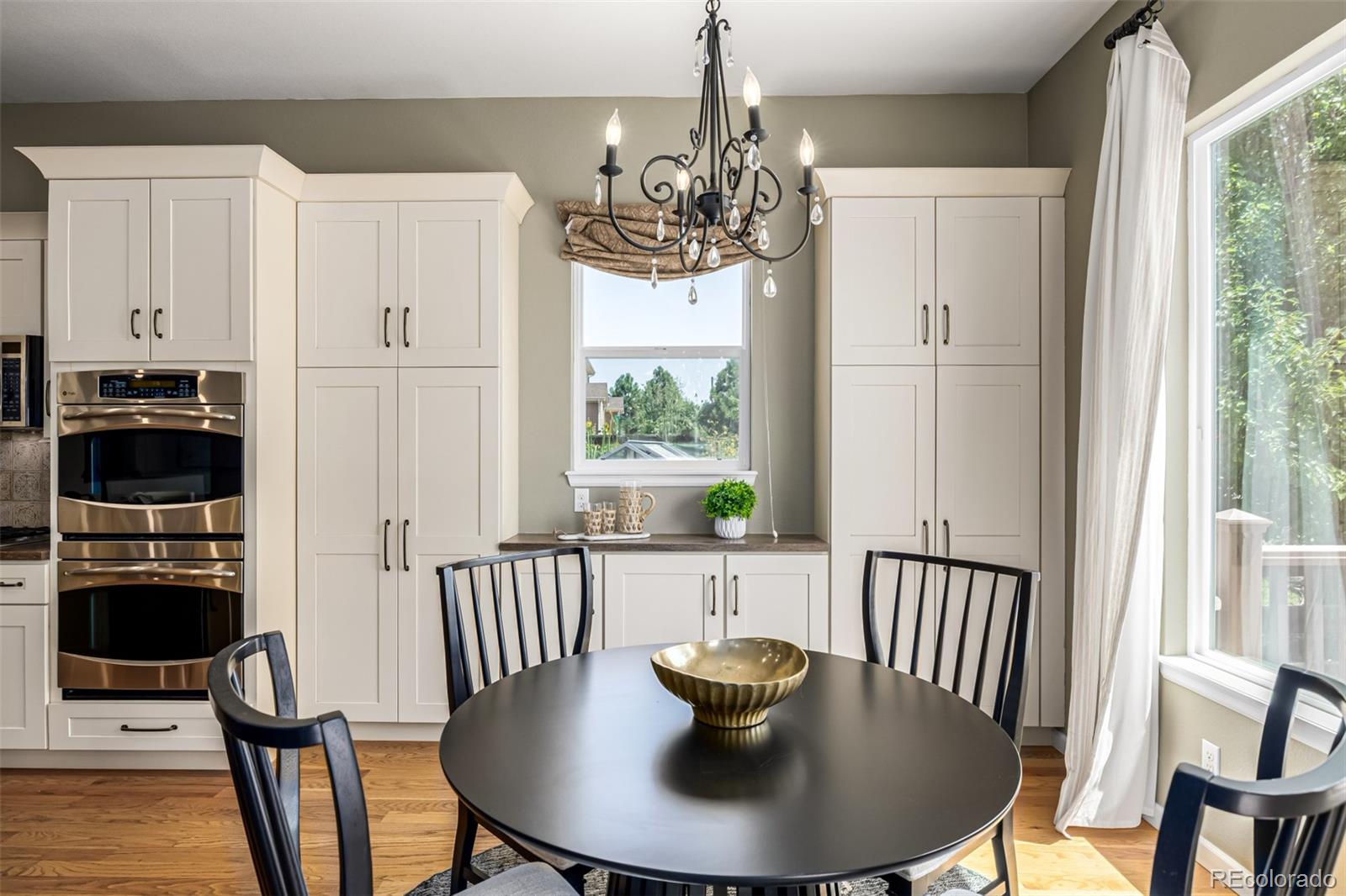 25412 E Quarto Place