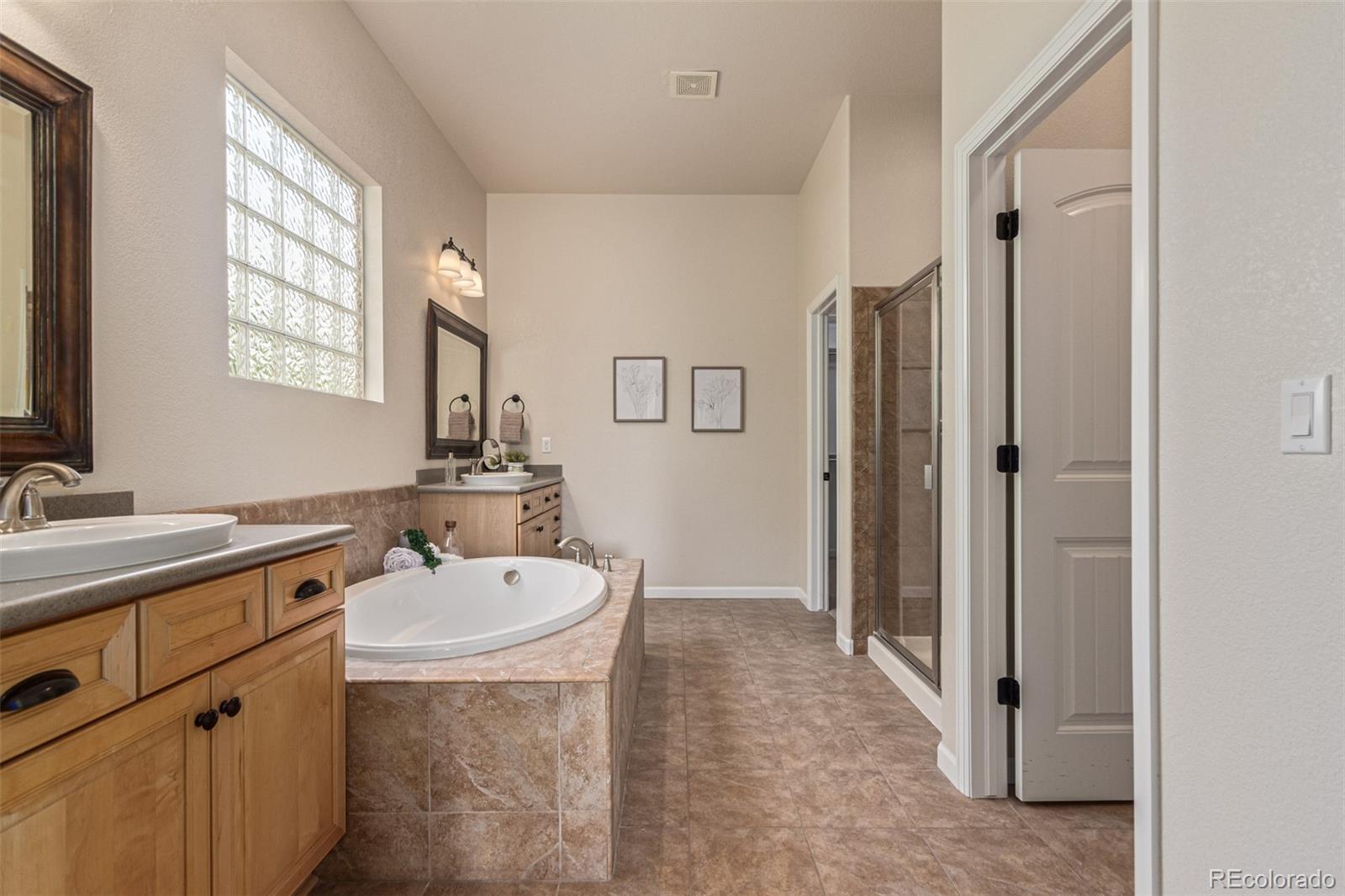25412 E Quarto Place