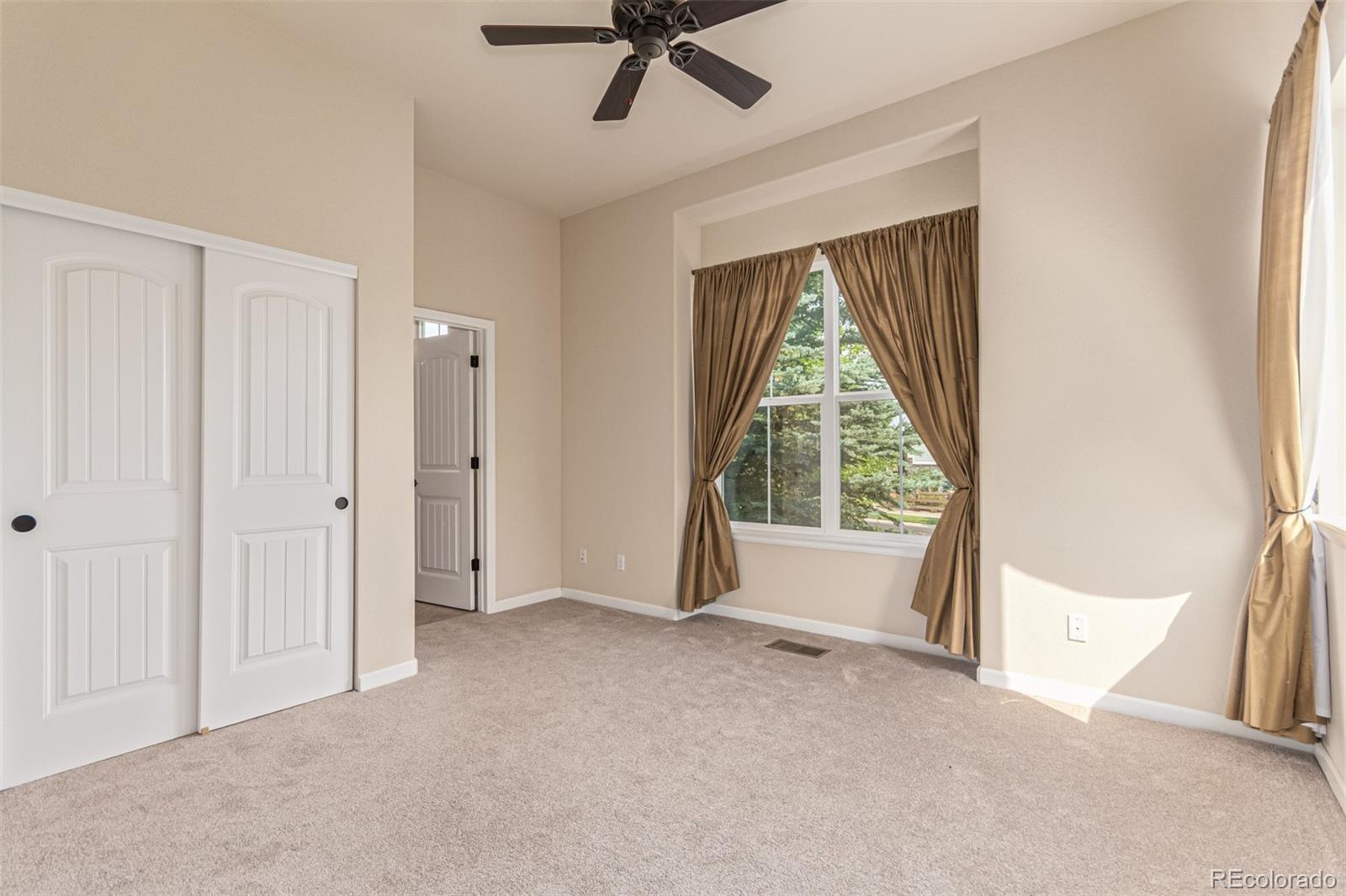 25412 E Quarto Place