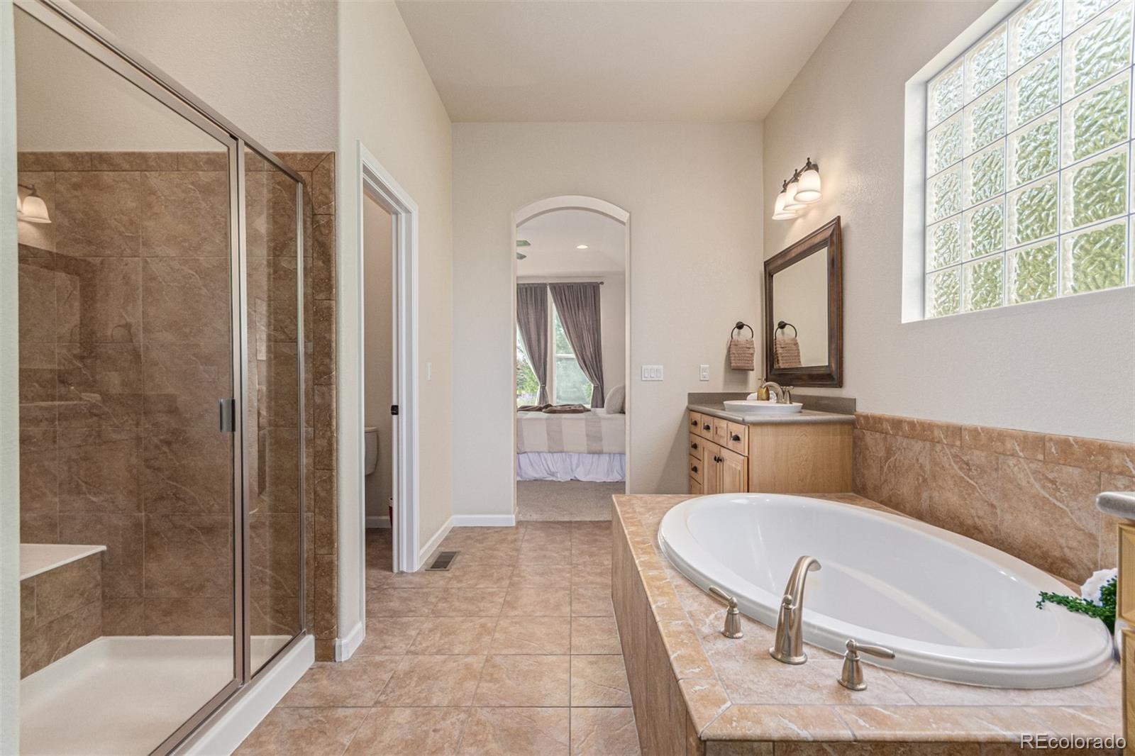 25412 E Quarto Place