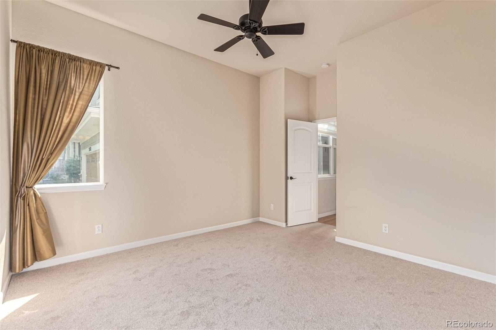 25412 E Quarto Place