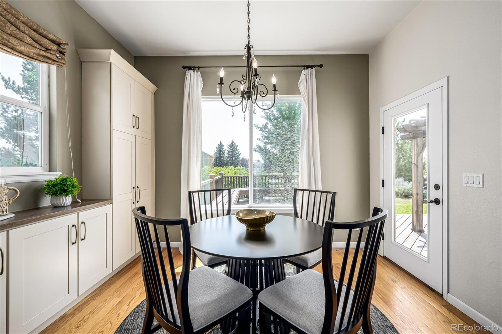 25412 E Quarto Place